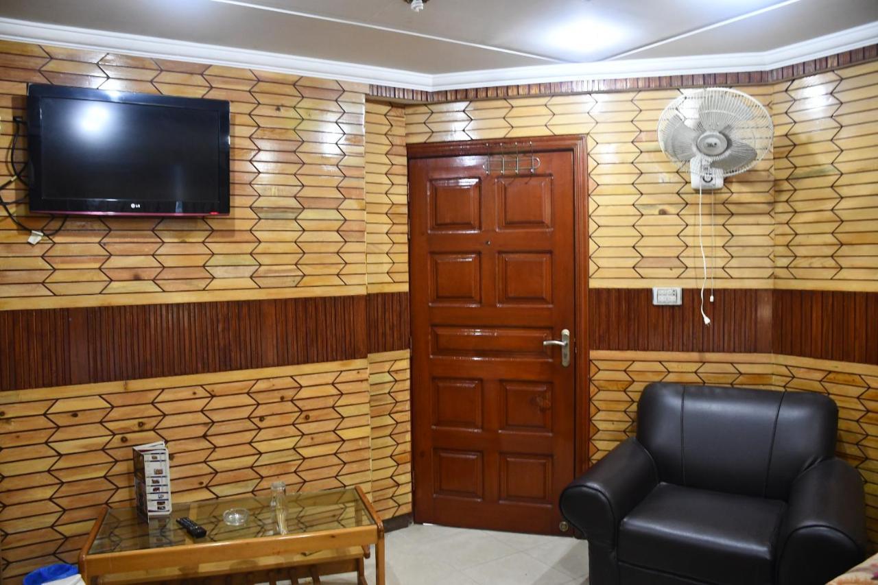 Mir Continental Hotel Muzaffarabad Exterior foto