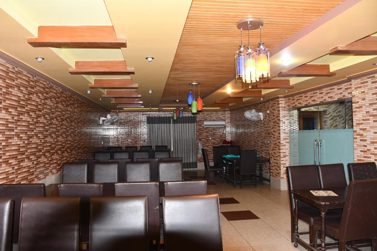 Mir Continental Hotel Muzaffarabad Exterior foto