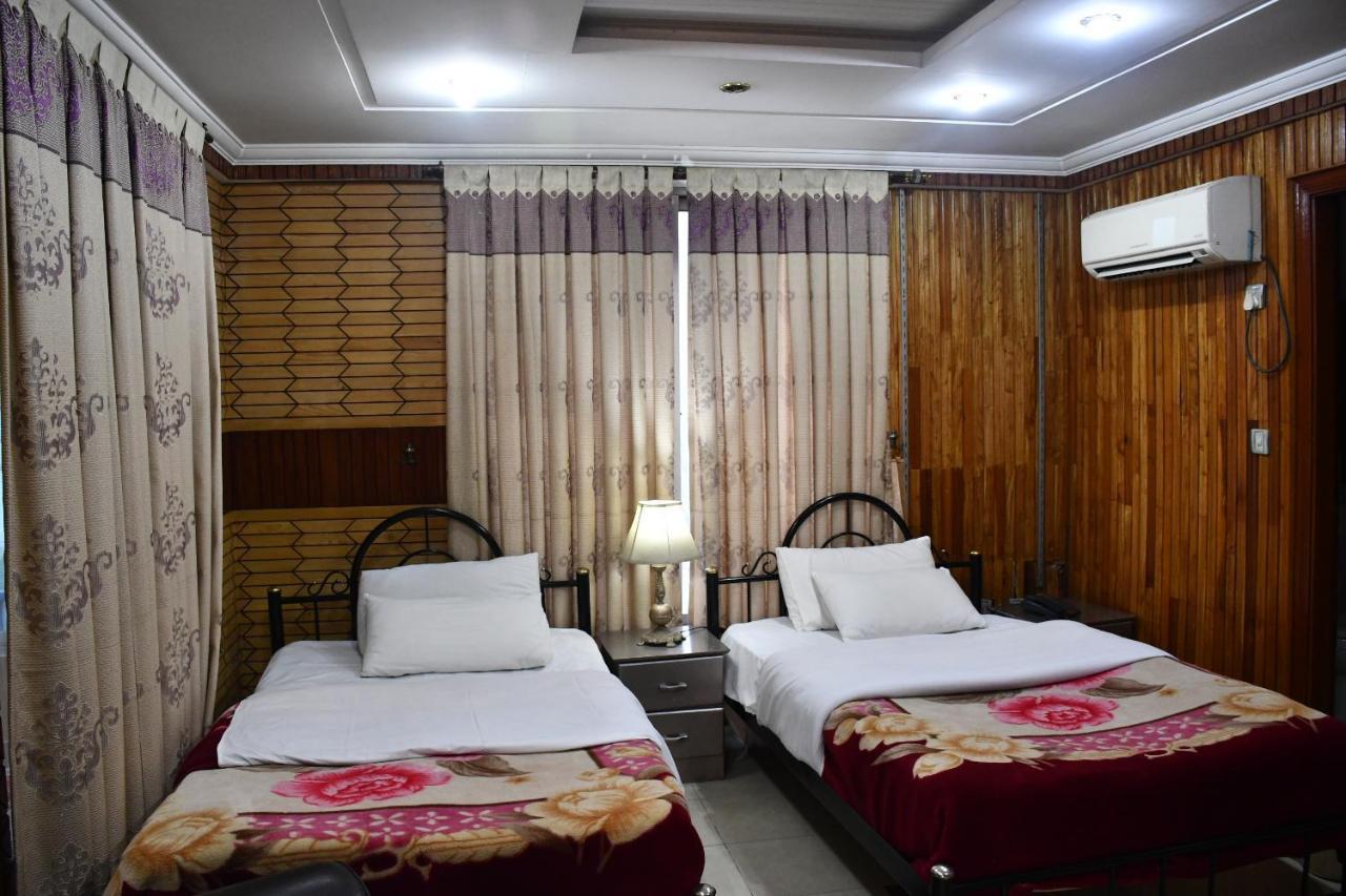 Mir Continental Hotel Muzaffarabad Exterior foto