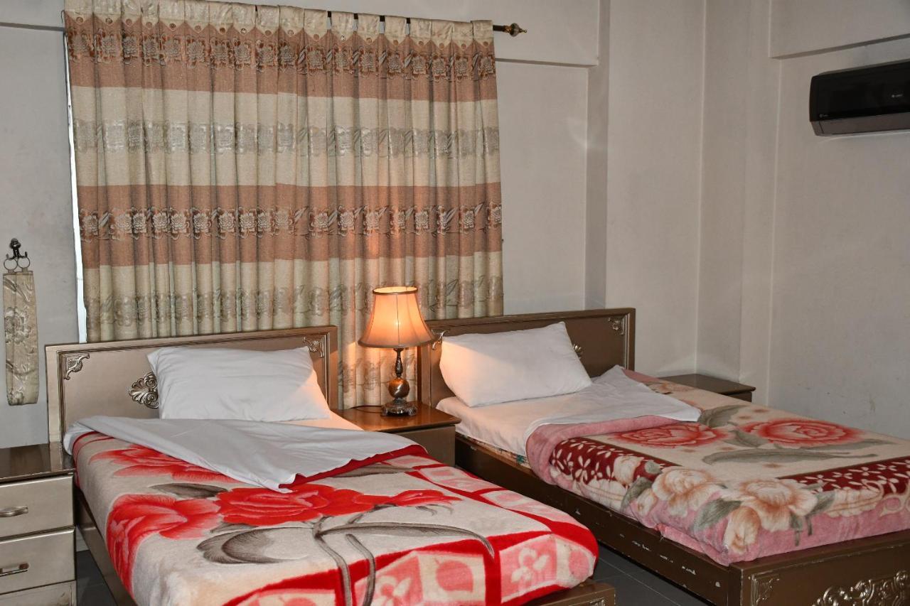 Mir Continental Hotel Muzaffarabad Exterior foto