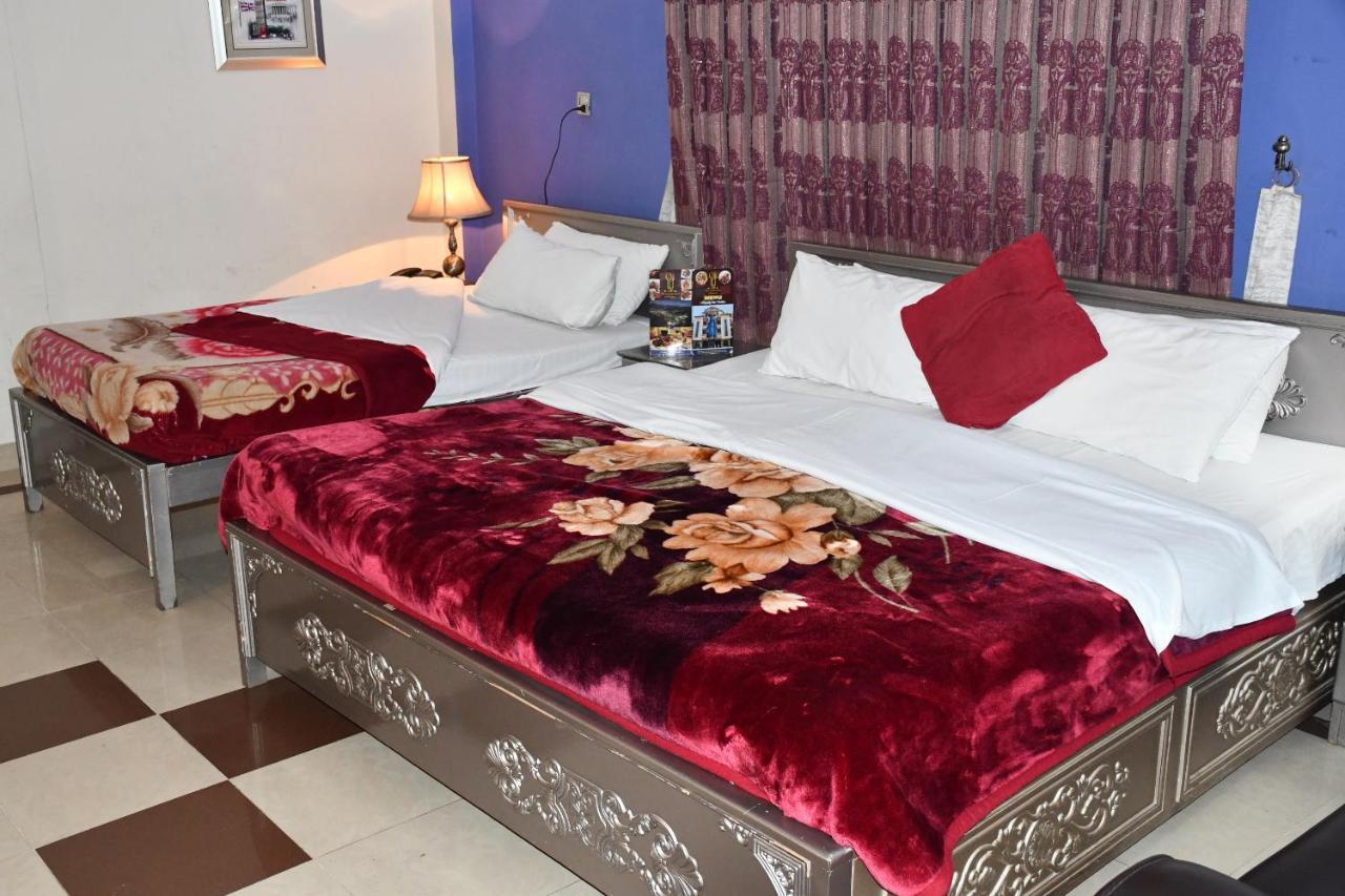 Mir Continental Hotel Muzaffarabad Exterior foto